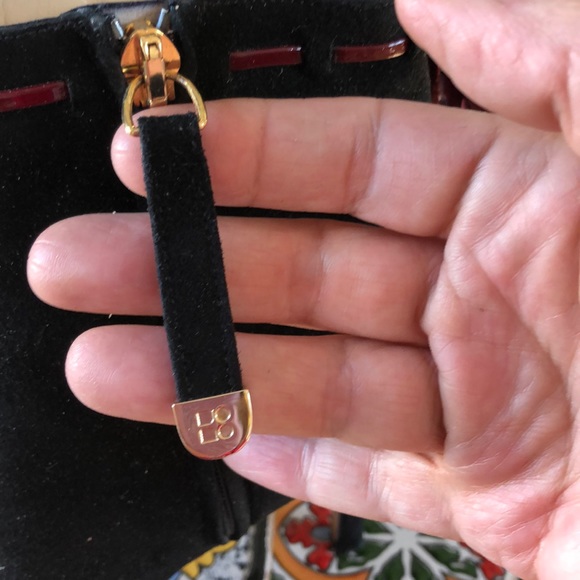 Kate Spade black ankle booties 7, burgundy trim - Picture 6 of 7